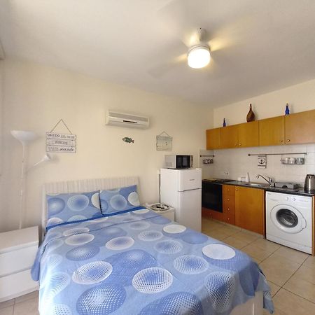 Montehugh Apartment Larnaca Luaran gambar